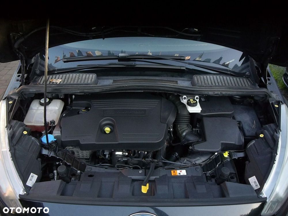 Ford C-MAX 2.0 TDCi Start-Stop-System Titanium - 39