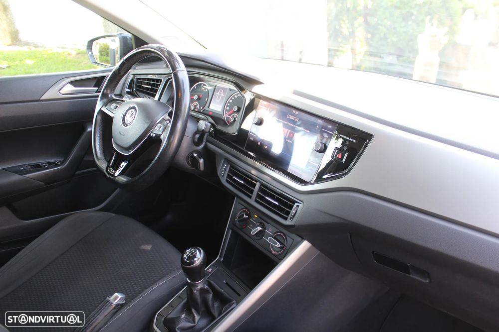 VW Polo 1.6 TDI Highline - 21