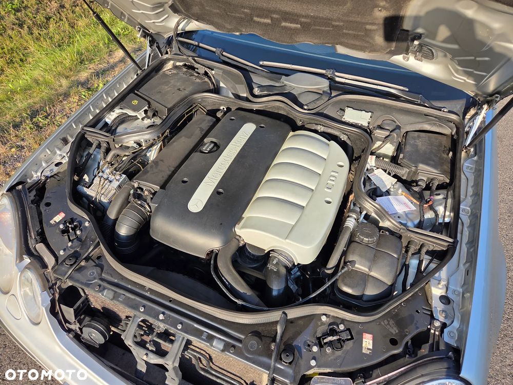 Mercedes-Benz Klasa E - 27