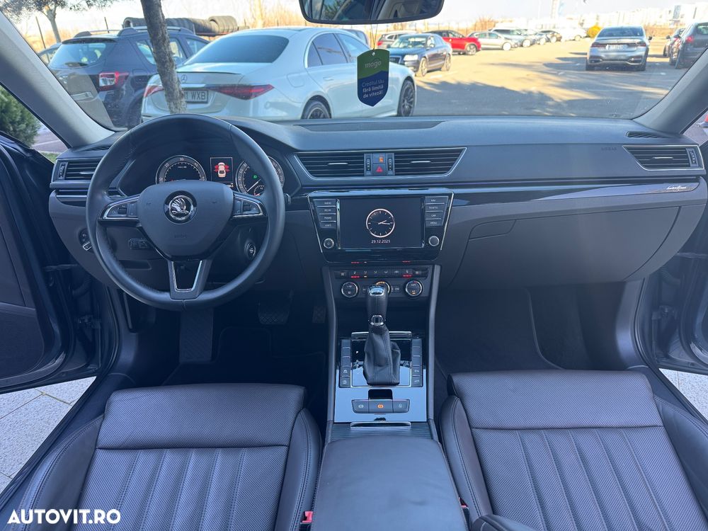 Skoda Superb 2.0 TDI DSG Premium Edition - 5