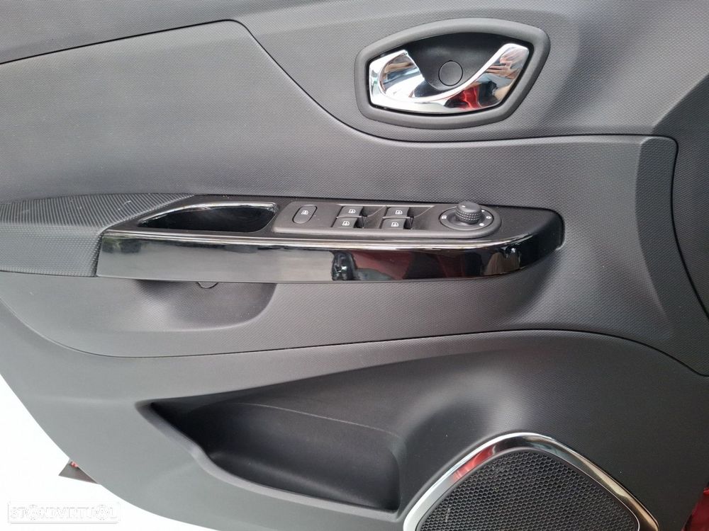 Renault Captur 1.5 dCi Exclusive - 24