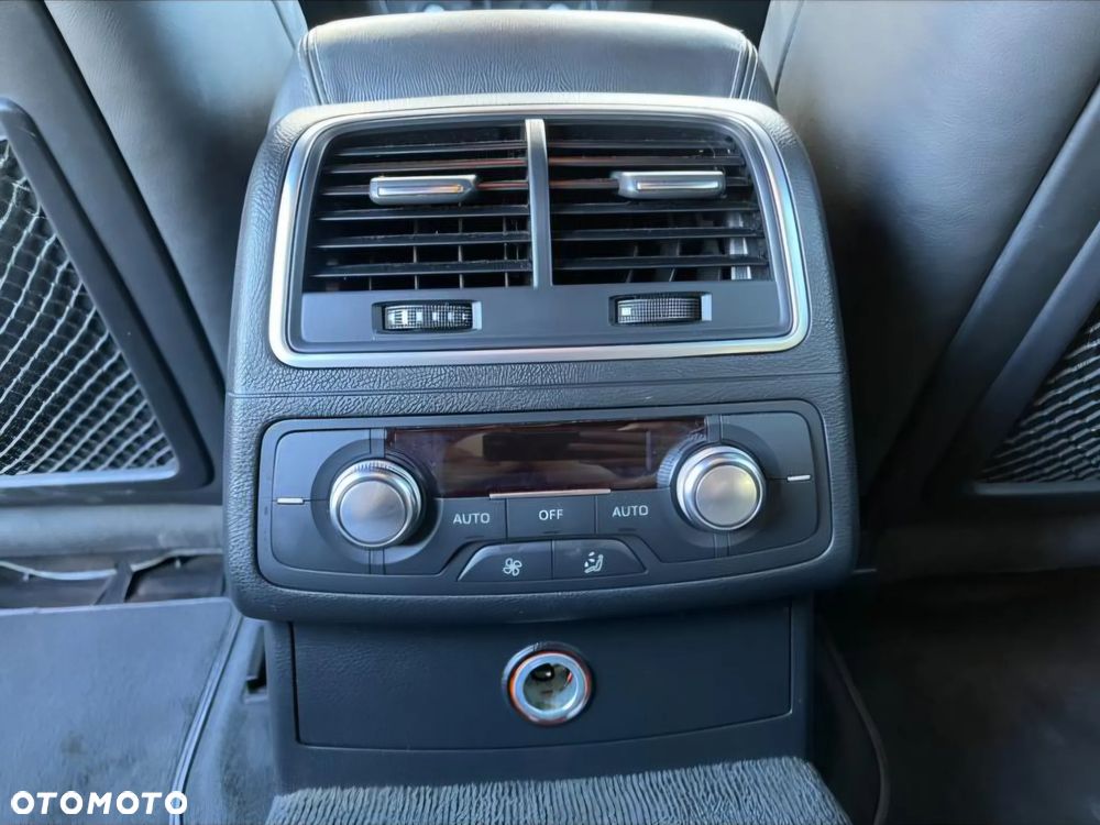 Audi A6 Avant 3.0 TDI DPF quattro S tronic - 12