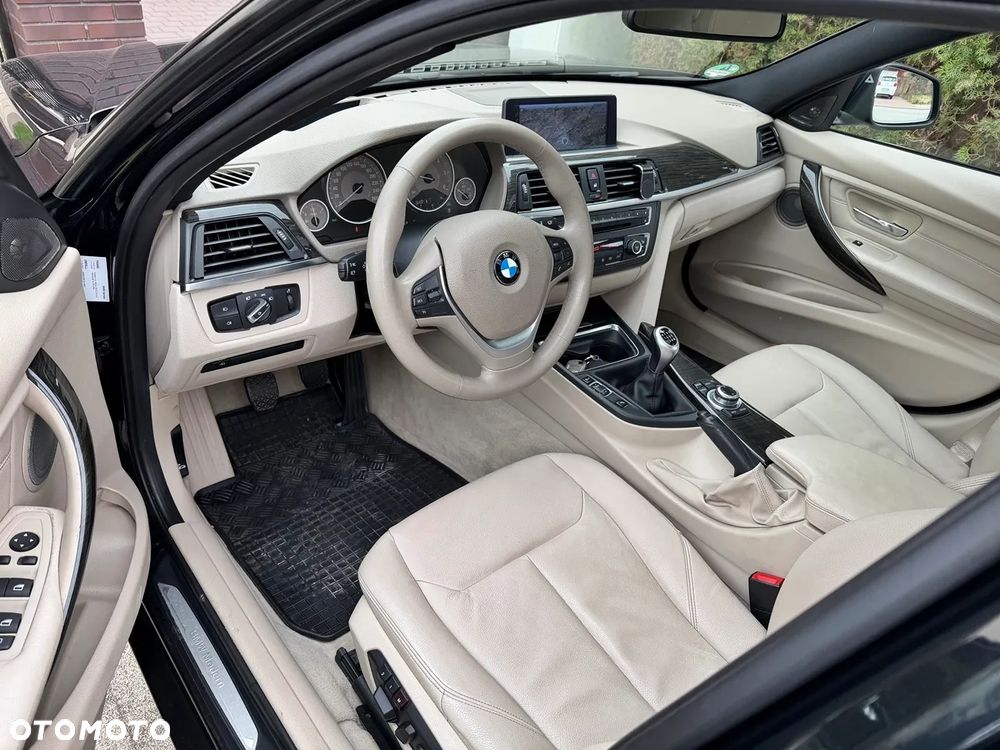 BMW Seria 3 320d Blue Performance Modern Line - 16