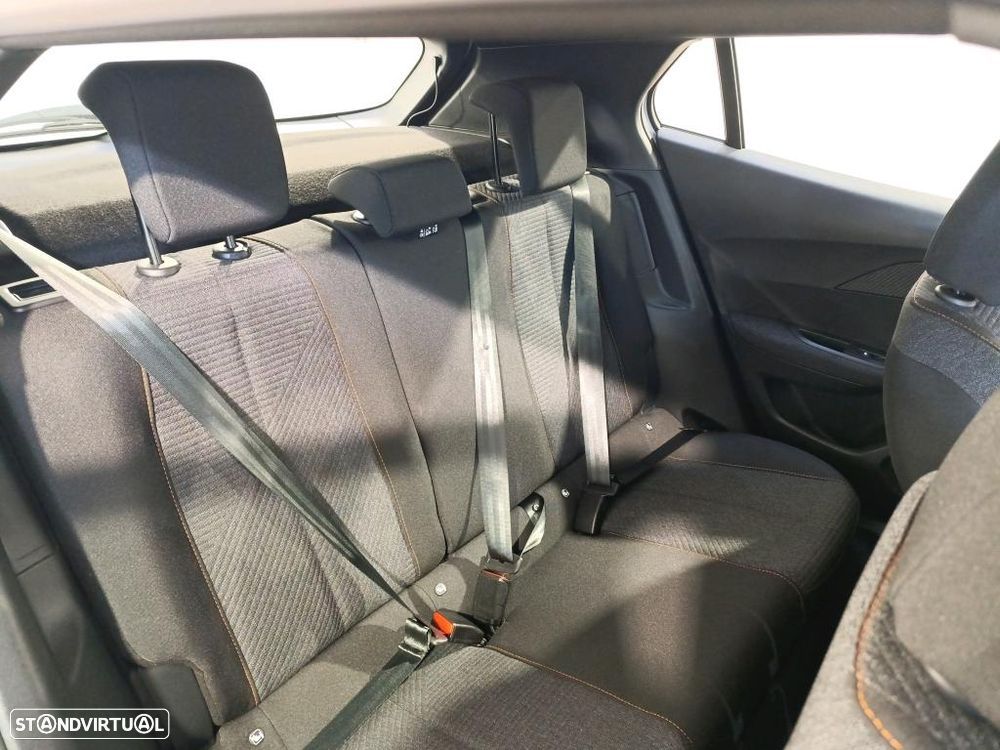 Peugeot e-2008 50 kWh Style - 10