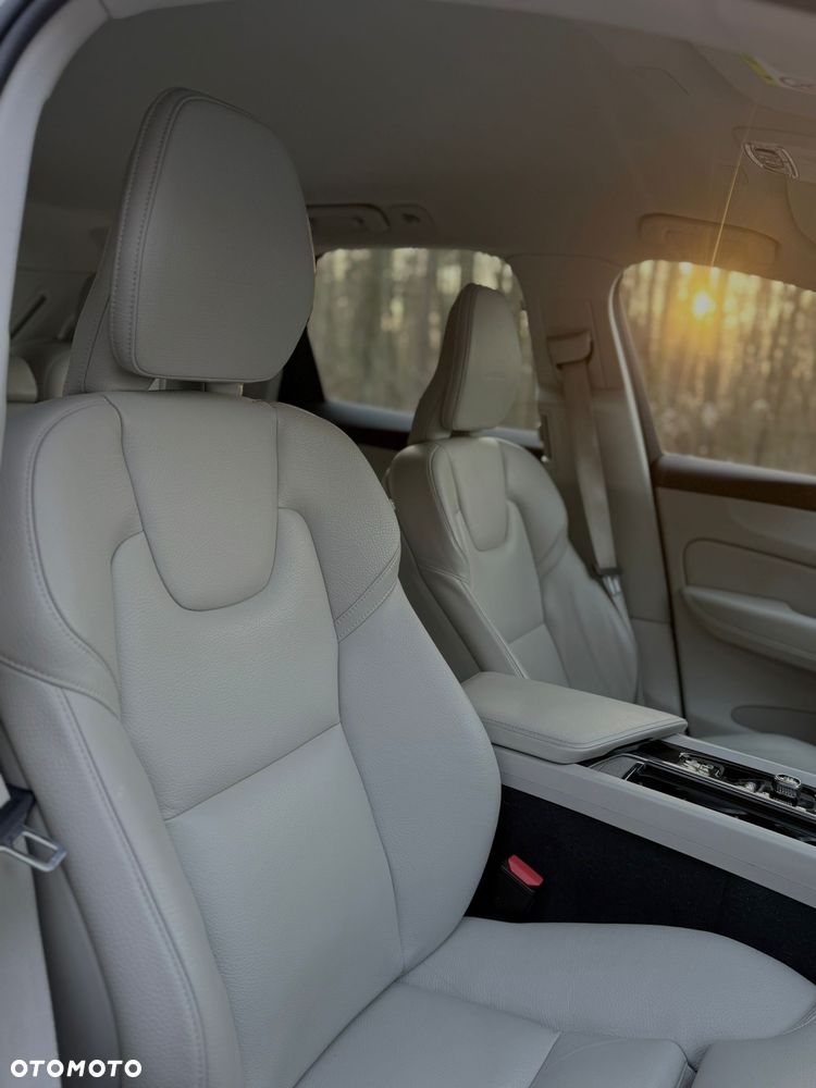 Volvo XC 60 D5 AWD Inscription - 11