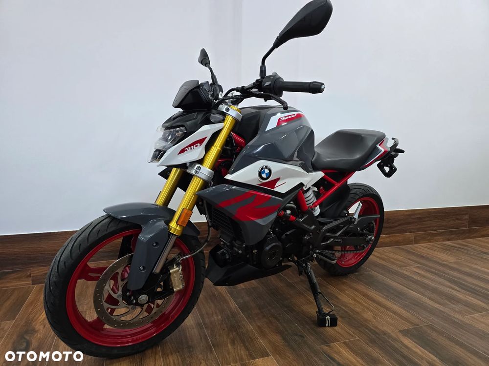 BMW G - 6