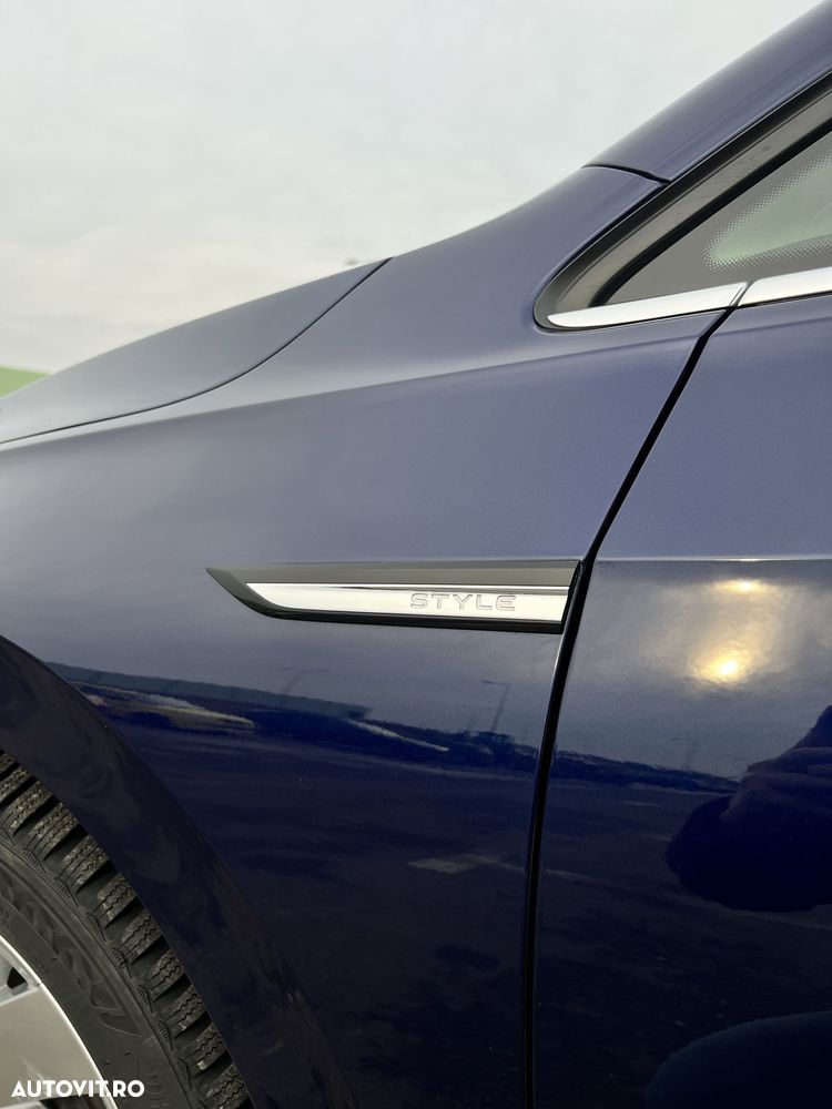 Volkswagen Golf 1.5 eTSI ACT DSG MHEV Style - 10