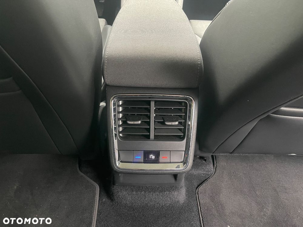 Skoda Enyaq iV 60 - 11