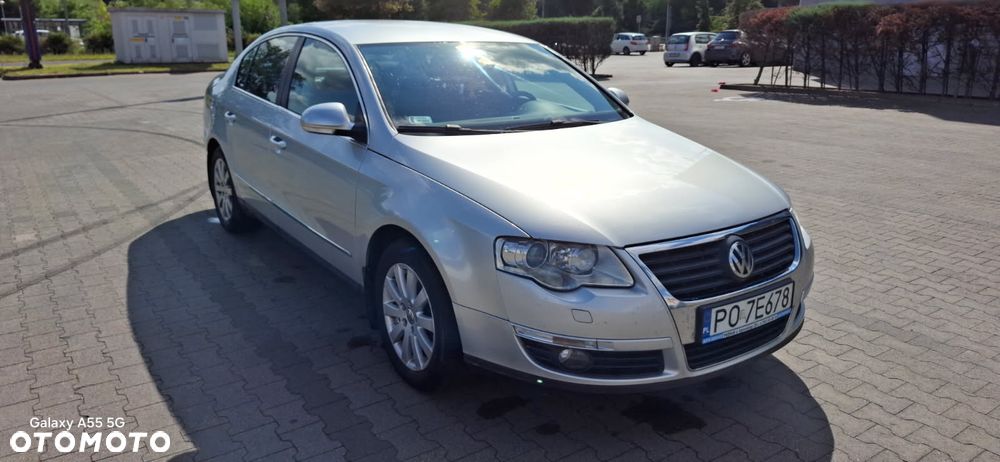 Volkswagen Passat 2.0 TDI DPF Comfortline - 2