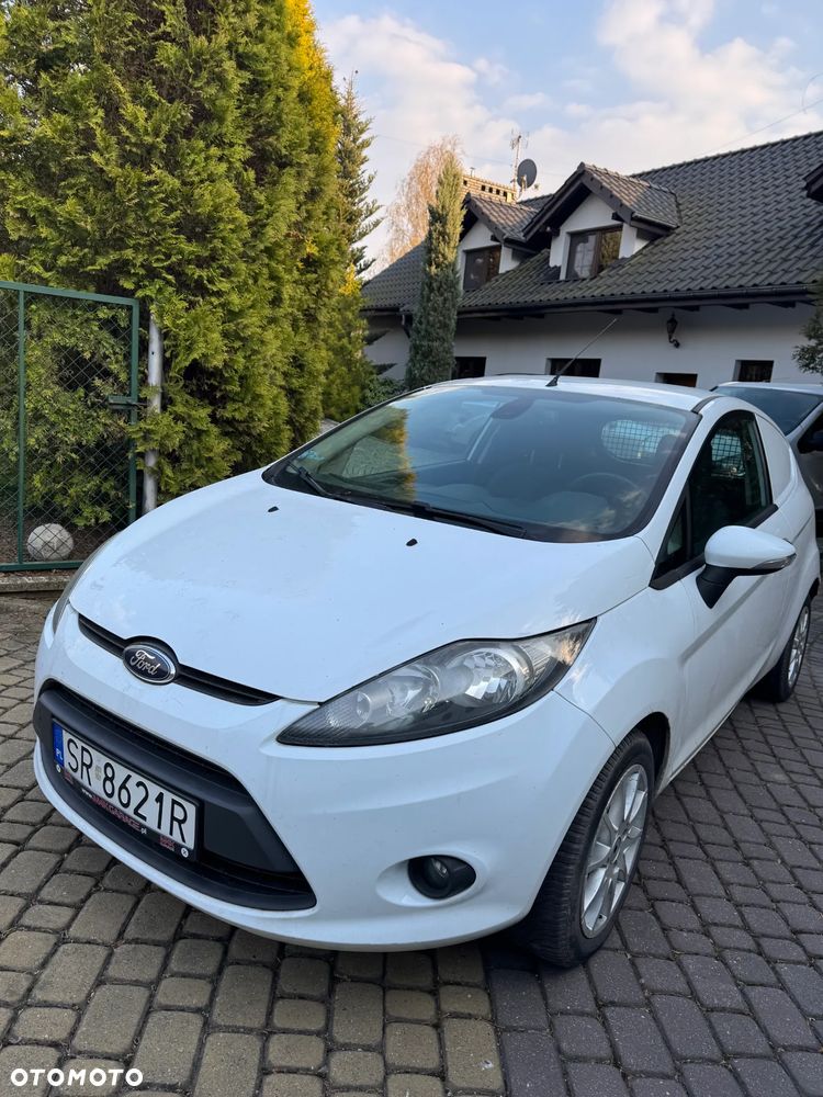 Ford Fiesta - 3