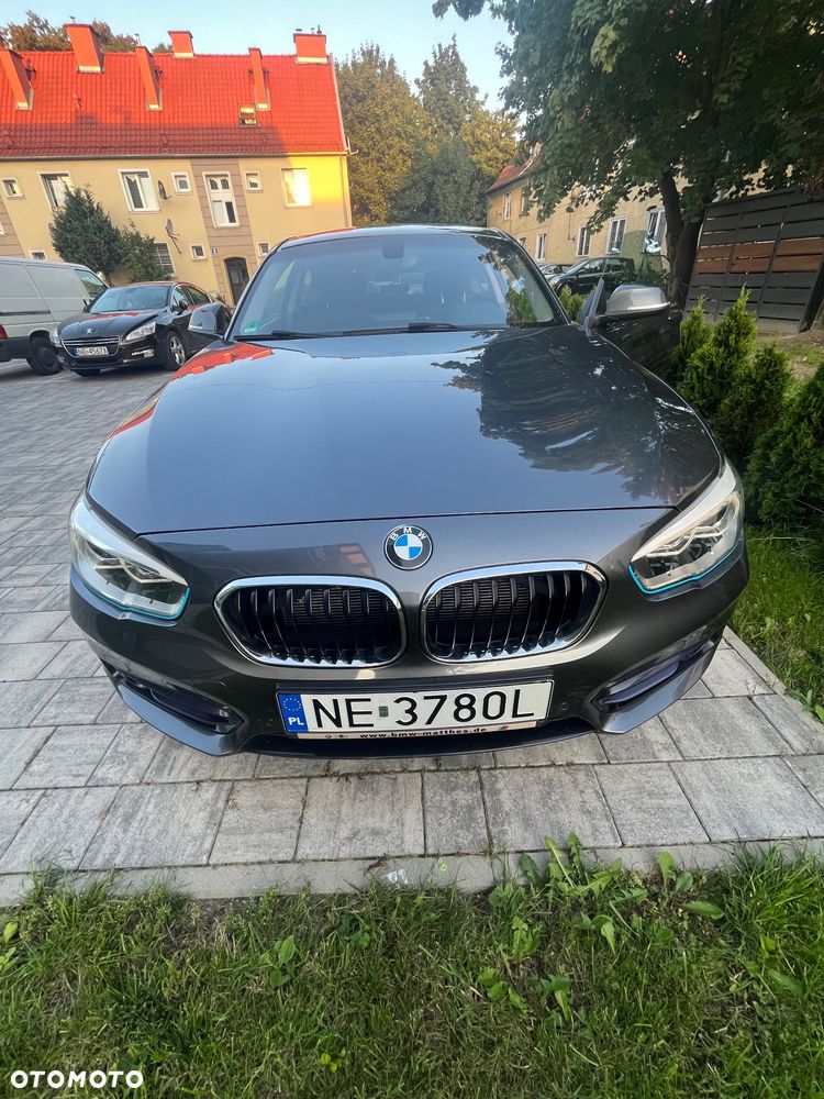 BMW Seria 1 116i Sport Line - 2