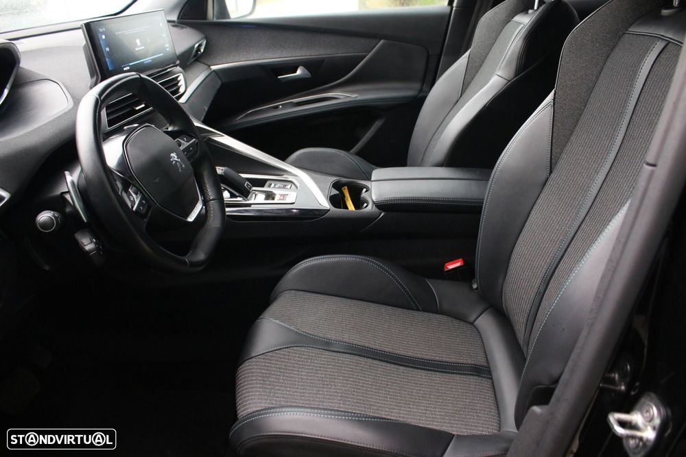 Peugeot 3008 1.2 PureTech Allure Pack EAT8 - 33