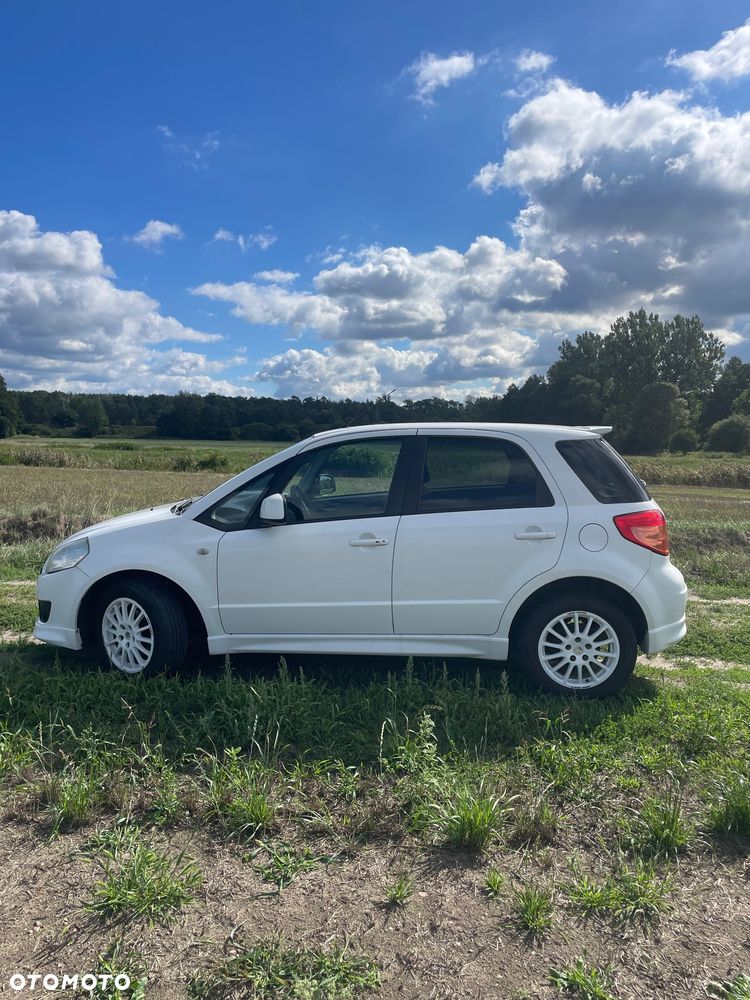 Suzuki SX4 - 5