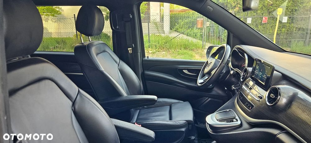 Mercedes-Benz Klasa V 220 d Avantgarde 9G-Tronic - 28
