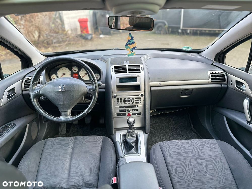 Peugeot 407 - 9