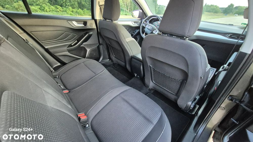 Ford Focus 2.0 EcoBlue Titanium - 19