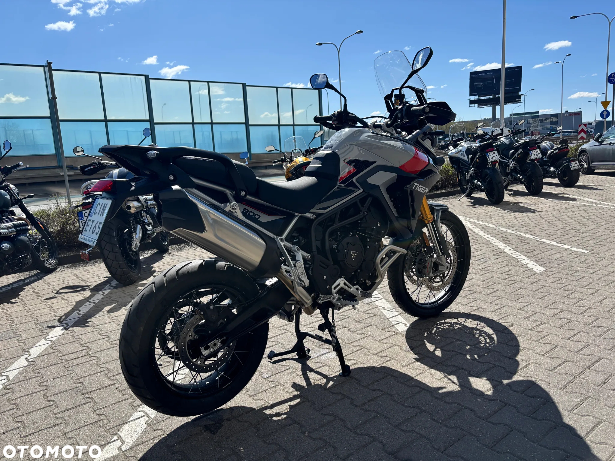 Triumph Tiger - 9