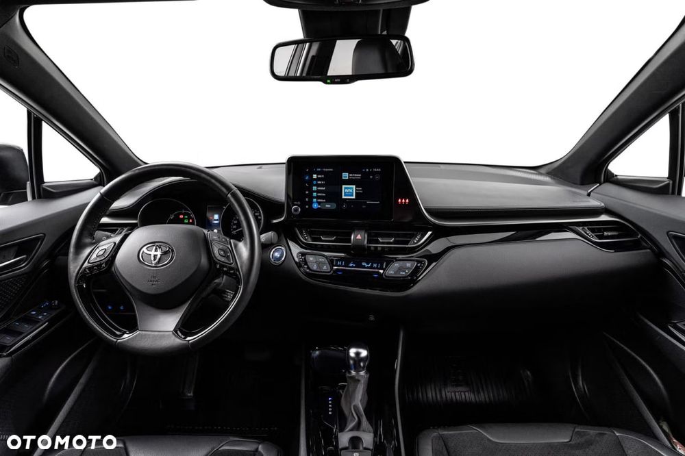 Toyota C-HR Lounge - 8