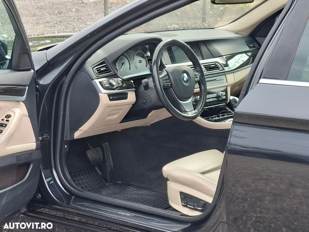 BMW Seria 5 525d xDrive Touring - 5