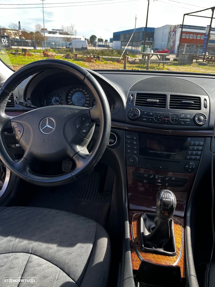 Mercedes-Benz E 220 CDi Classic - 15