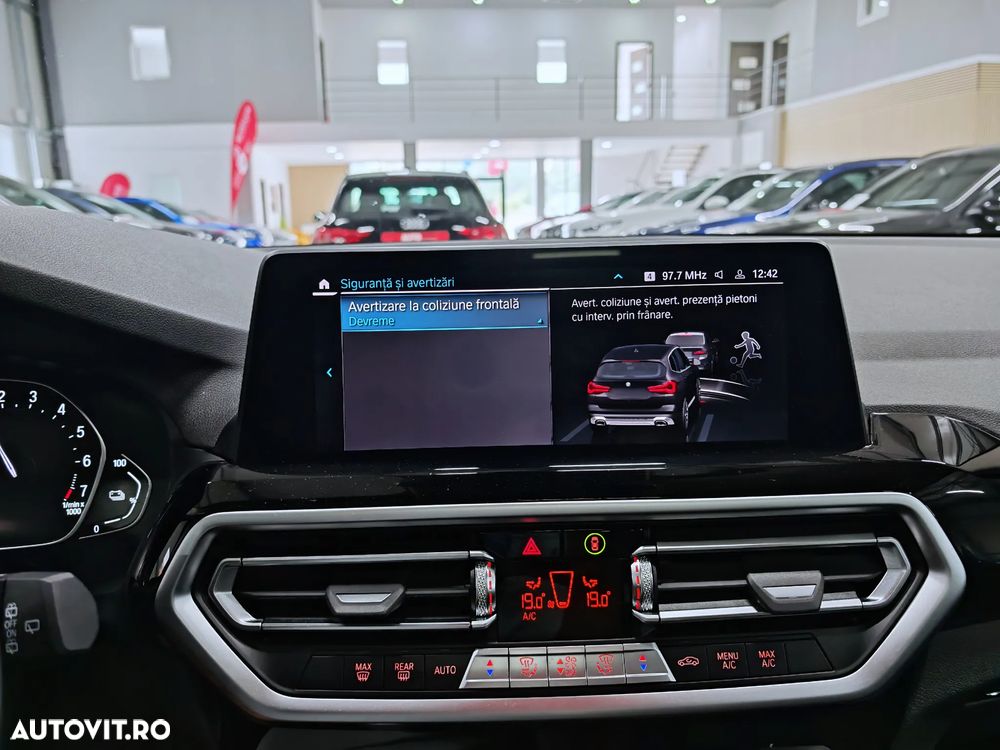 BMW X3 xDrive30e AT PHEV - 17