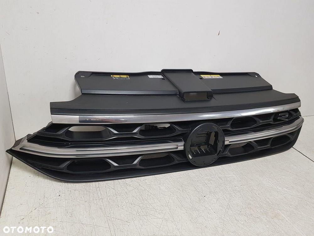 VW T-ROC TROC 17-21r ATRAPA POD RADAR GRILL CHROM  2GA85311 2GA853651 - 5