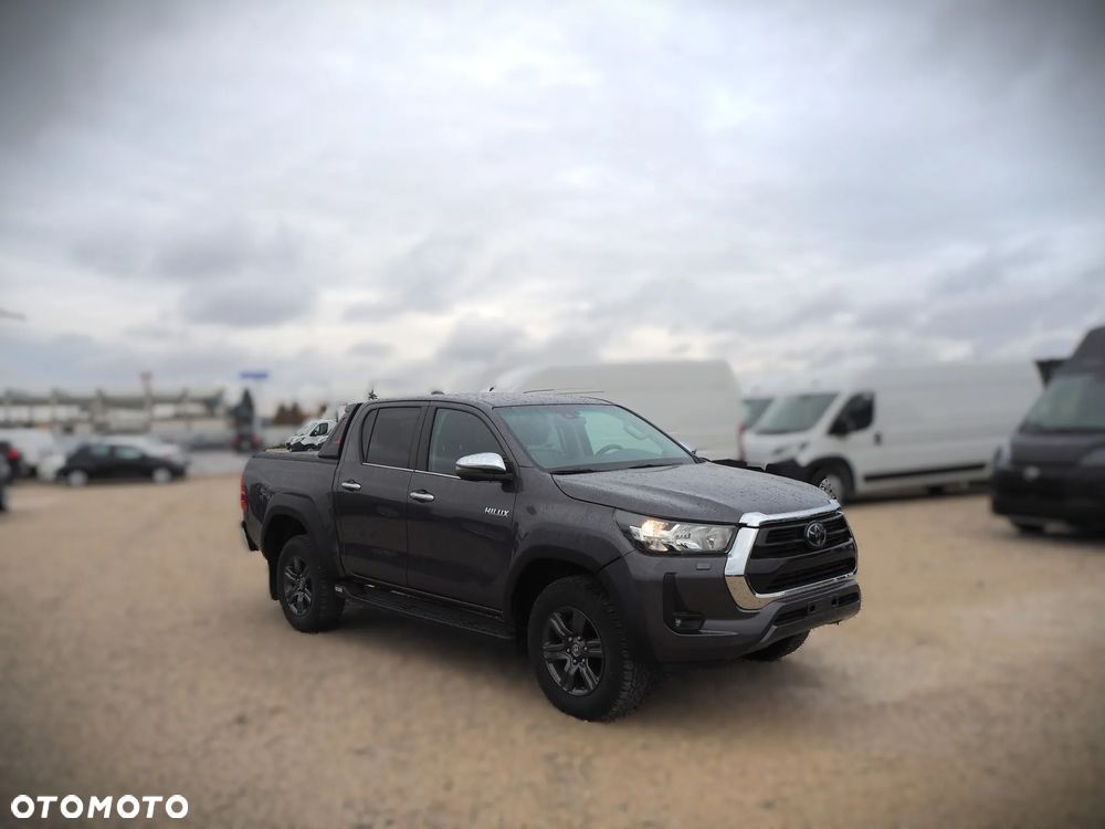 Toyota Hilux 2.8 D-4D Double Cab Active 4x4 - 5