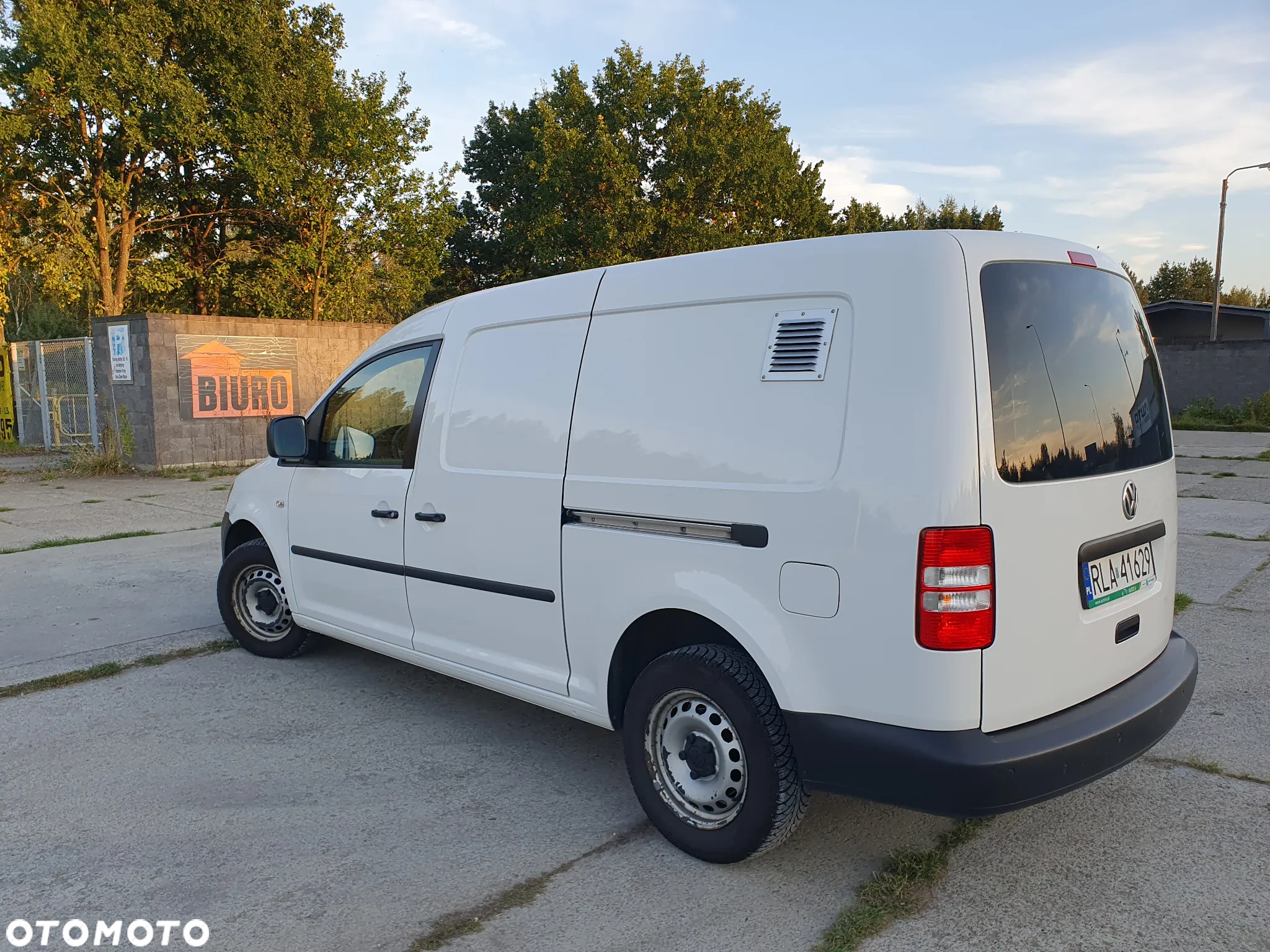 Volkswagen Caddy - 11