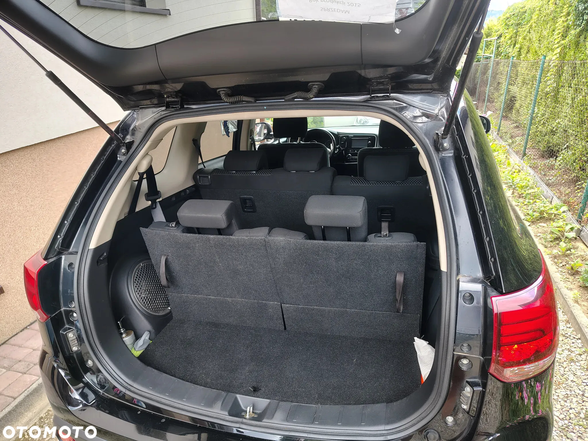 Mitsubishi Outlander - 13