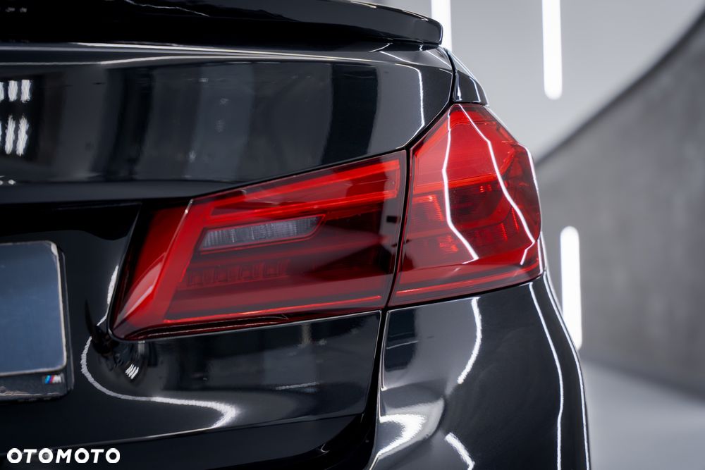 BMW Seria 5 540d xDrive M Sport sport - 28