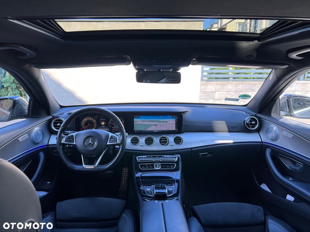 Mercedes-Benz Klasa E 220 d 9G-TRONIC - 12