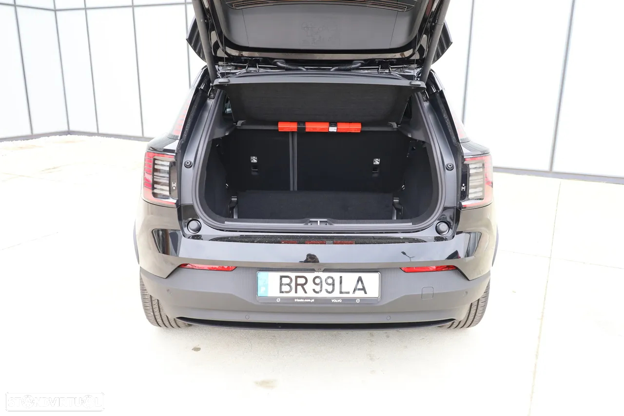 Volvo EX30 69 kWh Single Motor Extended Range Plus - 6