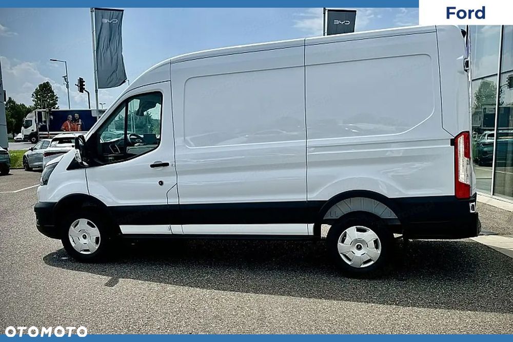 Ford Transit 350 L2H2 Trend 2.0 130KM - 4