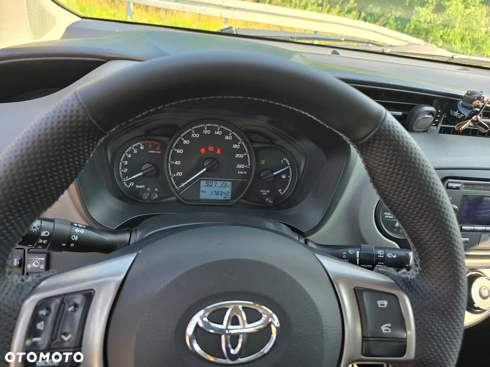 Toyota Yaris 1.0 Active - 9