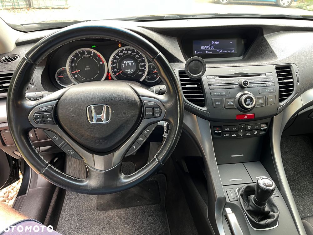Honda Accord 2.0 Elegance Advantage - 14