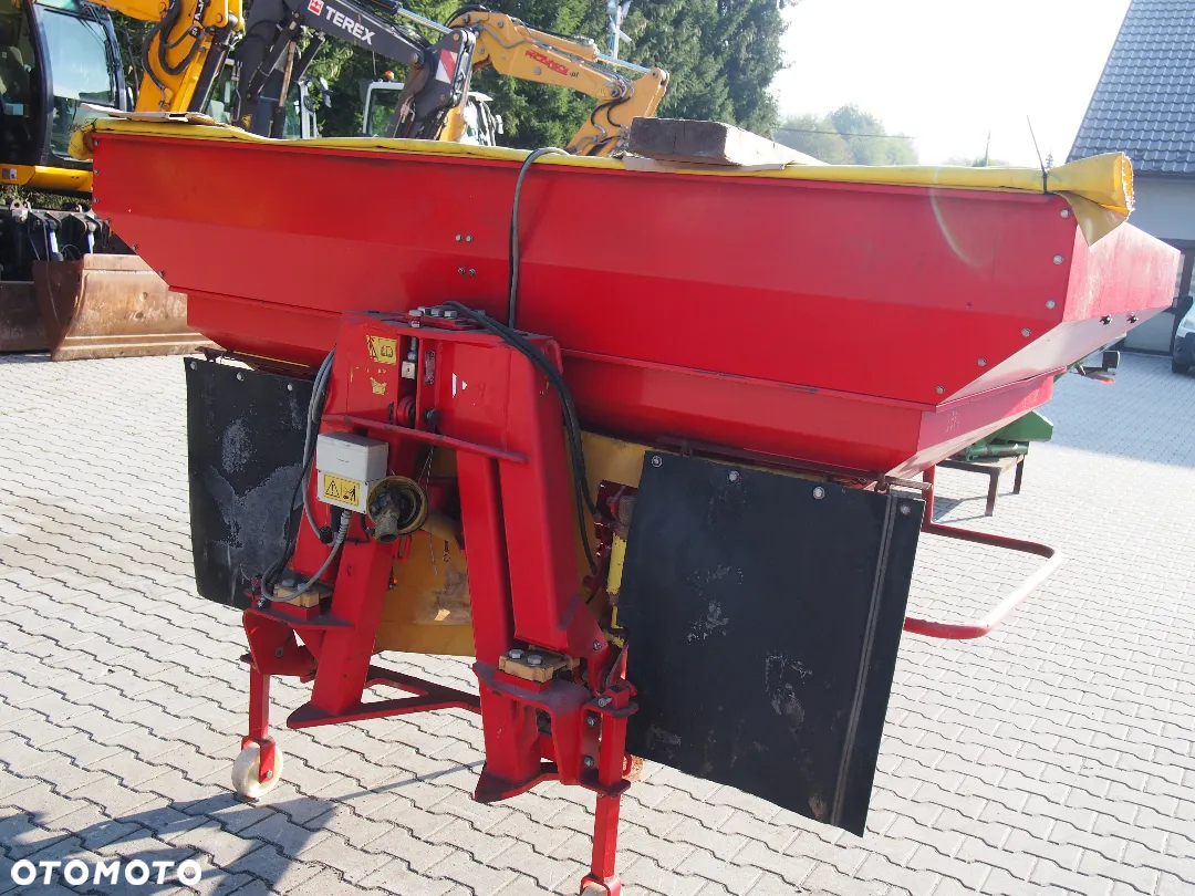Rodziewacz nawozów lely z wagą i komputerem wysiewającym - 6