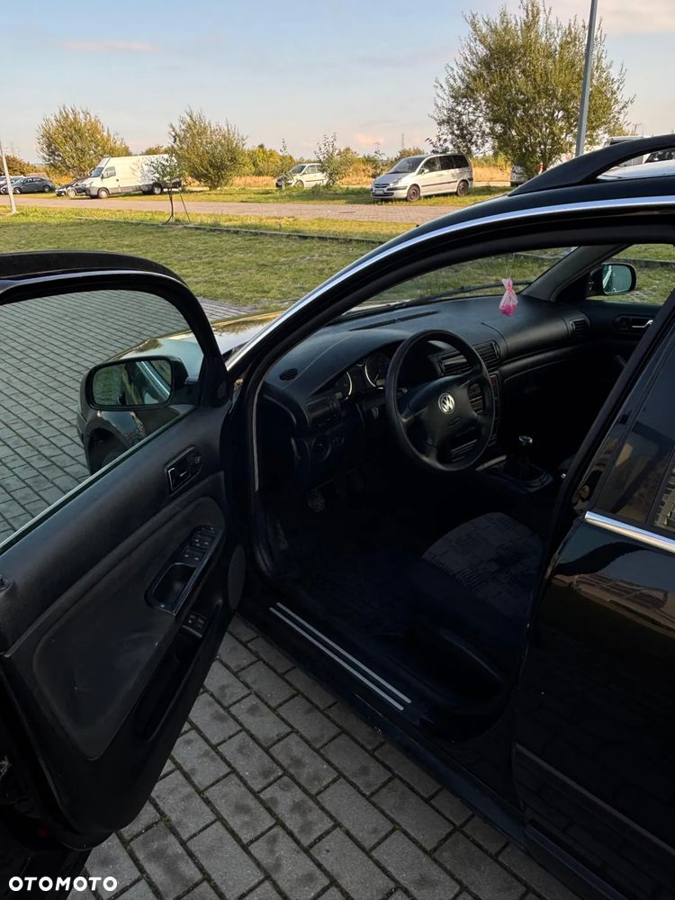 Volkswagen Passat 1.9 TDI Basis - 7