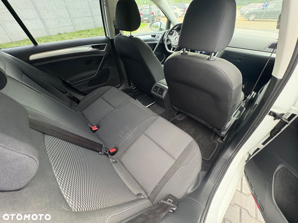 Volkswagen Golf 1.0 TSI Comfortline - 34