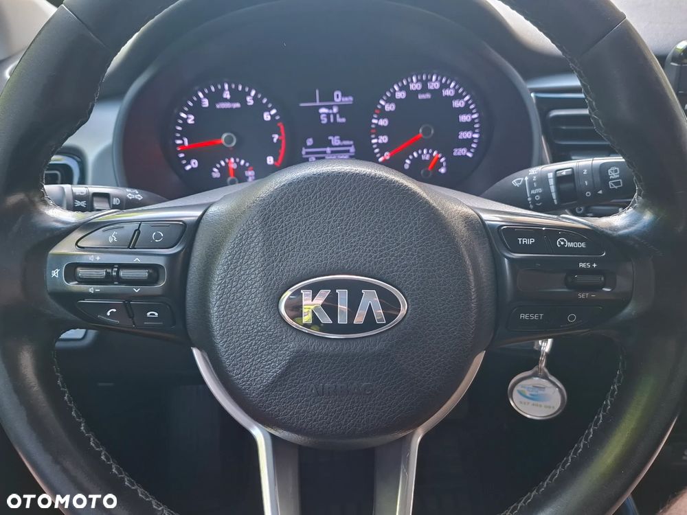 Kia Rio 1.2 L - 15