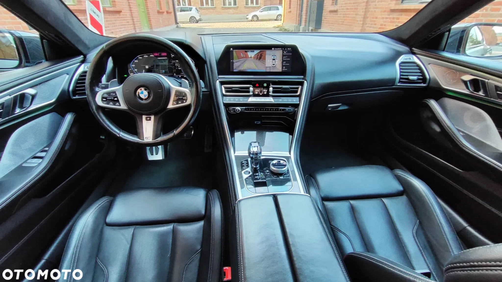 BMW Seria 8 M850i xDrive - 15
