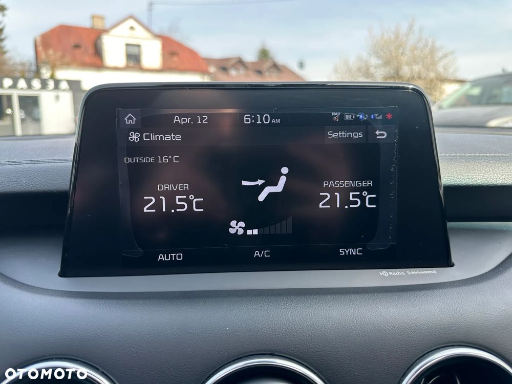 Kia Stinger 2.0 T-GDI L - 34