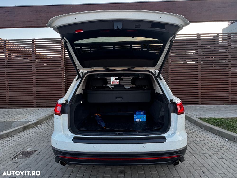 Volkswagen Touareg V6 TDI Elegance - 12