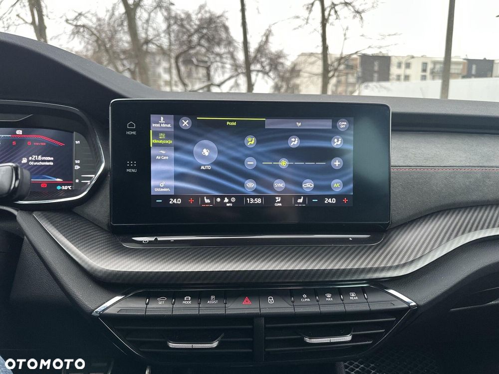 Skoda Octavia 2.0 TDI RS DSG - 24