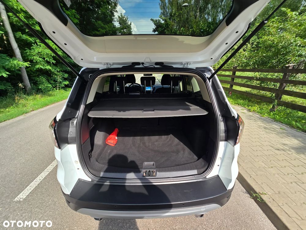 Ford Kuga 2.0 TDCi 4x4 Titanium - 27