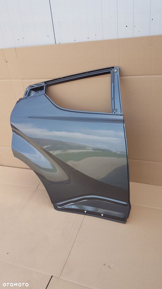 DRZWI TYŁ PRAWY TOYOTA CHR CH-R 16- - 4