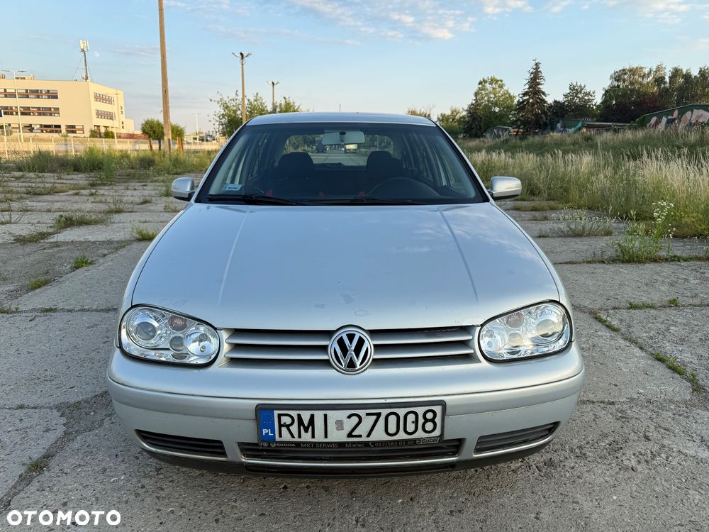 Volkswagen Golf 1.6 Highline - 4