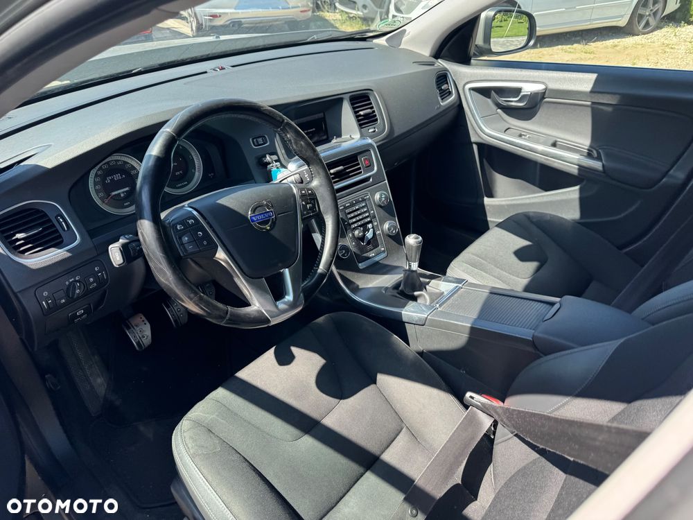 Volvo V60 D2 Edition - 7