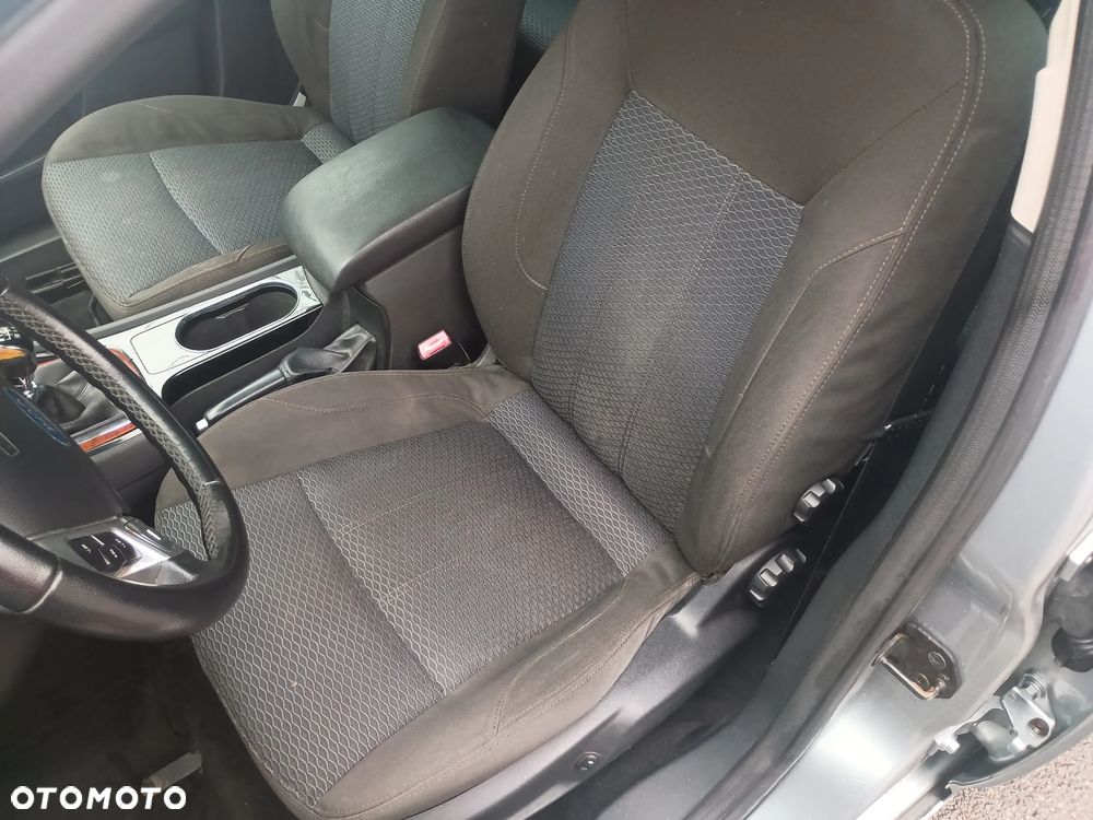 Ford Mondeo 2.0 TDCi Ghia - 15