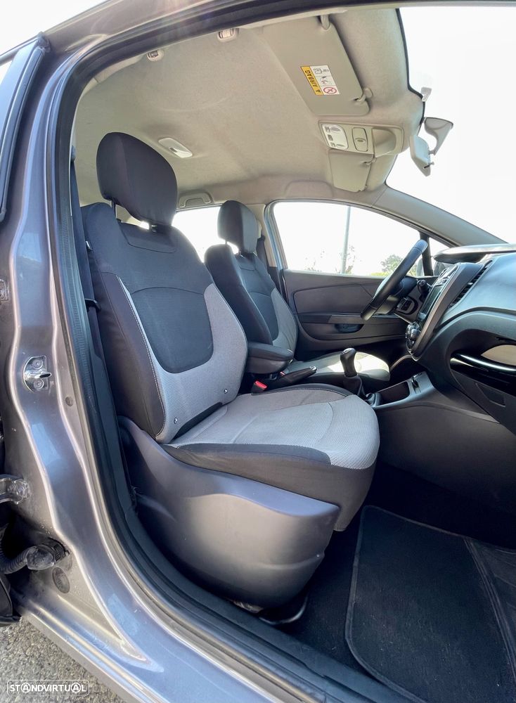 Renault Captur 0.9 TCE Exclusive - 12