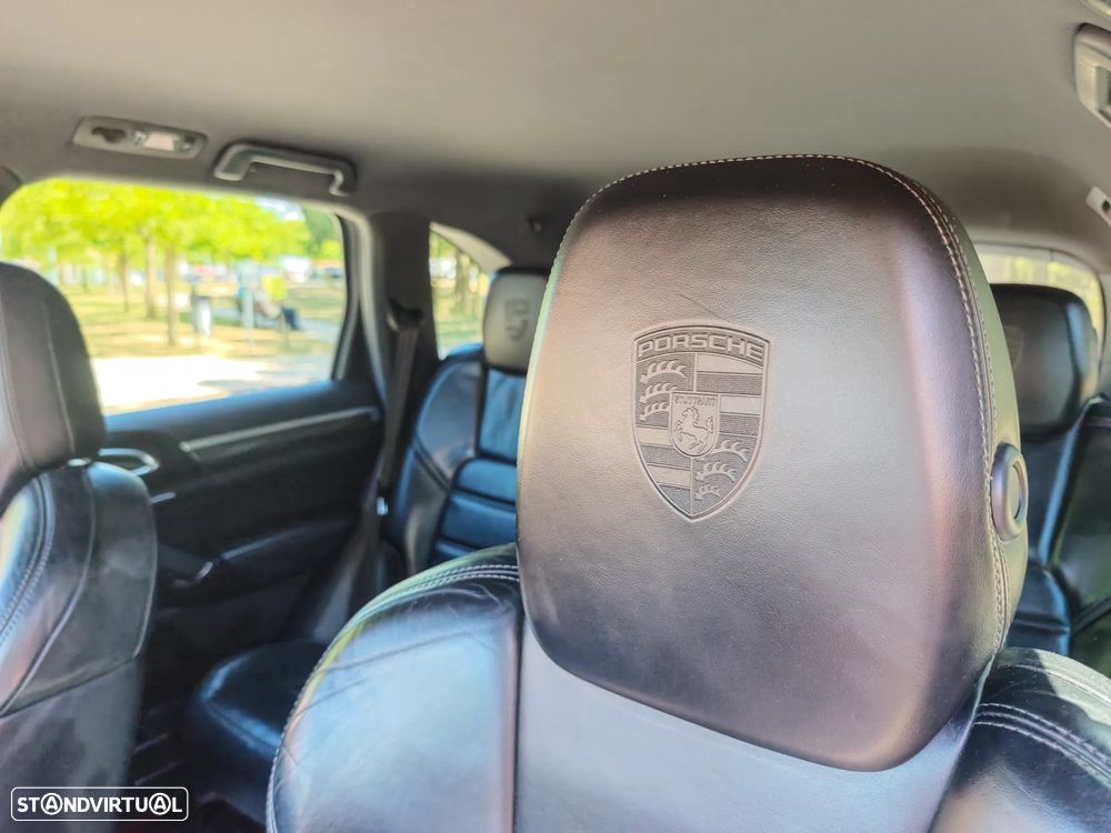 Porsche Cayenne Platinum Edition - 20